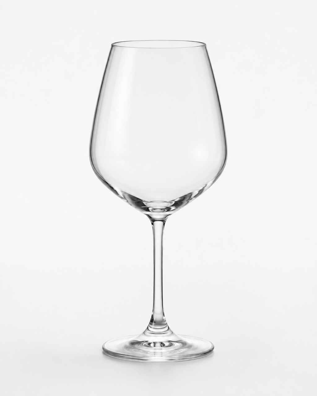 Elegant Crystal Wine Glass